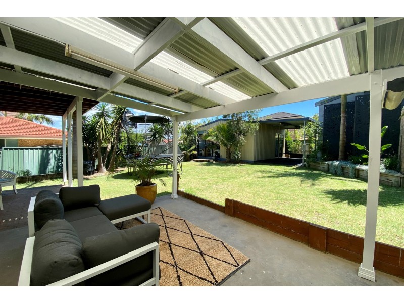 7 Waratah Street, Bateau Bay NSW 2261