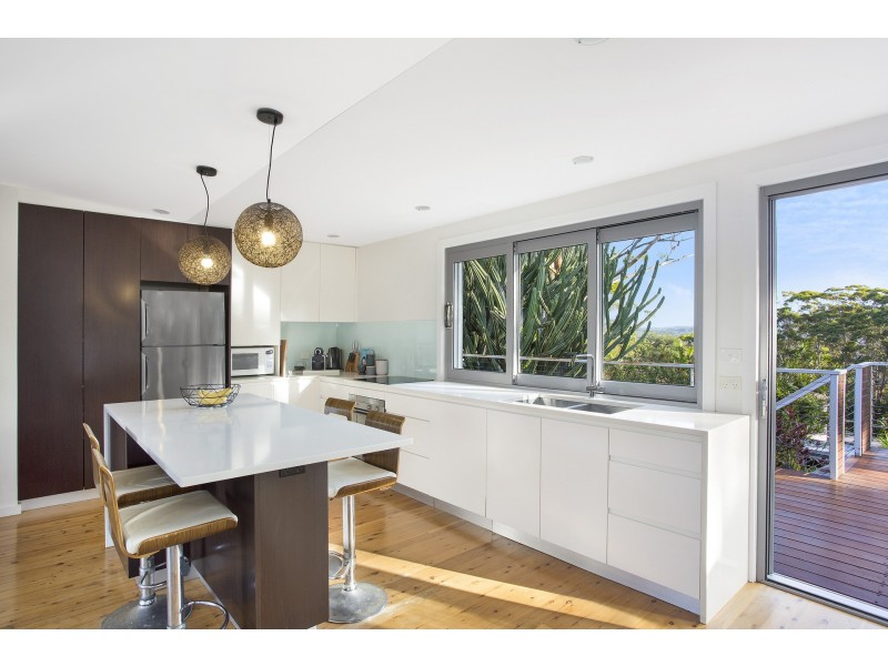 23 Bellevue Crescent, North Avoca NSW 2260