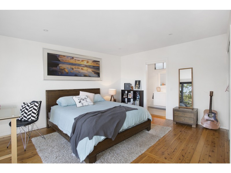 23 Bellevue Crescent, North Avoca NSW 2260