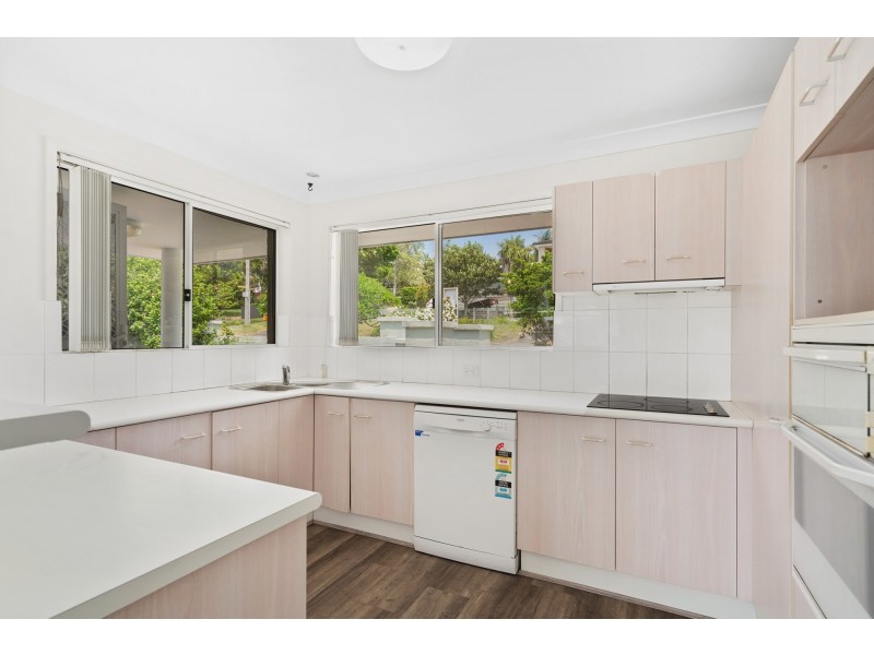 2/82 Wairakei Road, Wamberal NSW 2260