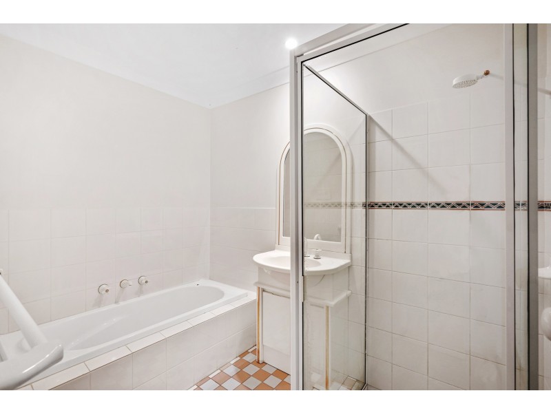 2/82 Wairakei Road, Wamberal NSW 2260