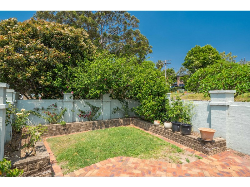 2/82 Wairakei Road, Wamberal NSW 2260