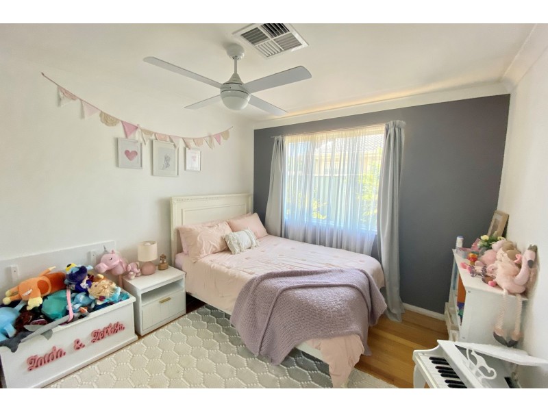 13 Nerissa Road, Erina NSW 2250