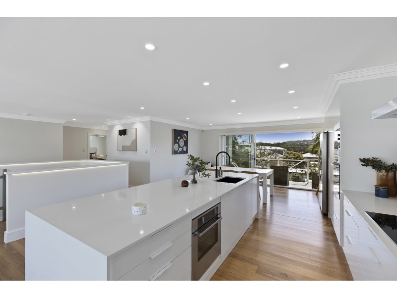 12 Pacific Street, Wamberal NSW 2260