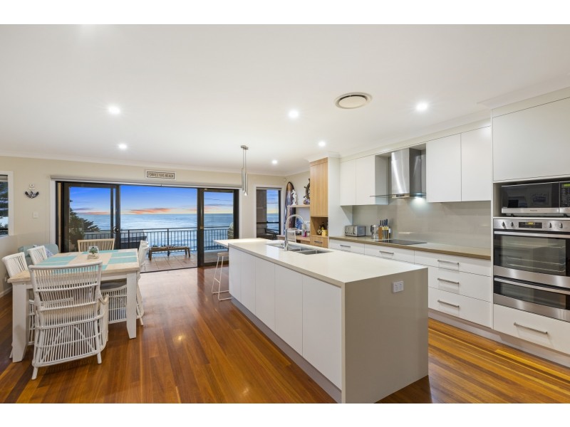 3 South Scenic Road, Forresters Beach NSW 2260