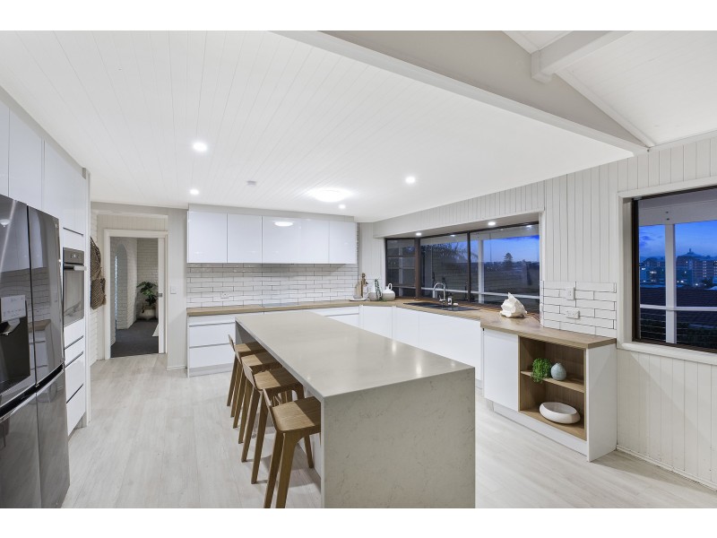 24 Barrington Road, Terrigal NSW 2260
