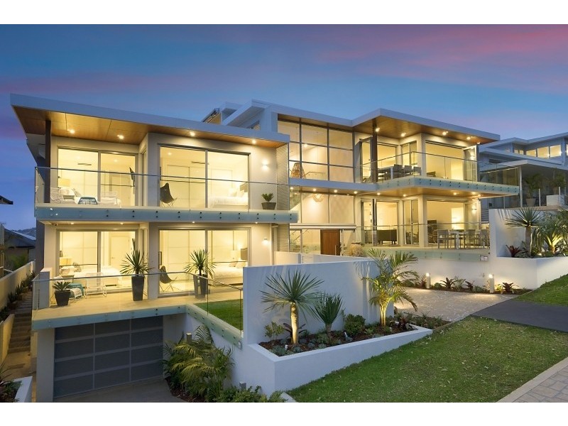 2/16 Dover Road, Wamberal NSW 2260