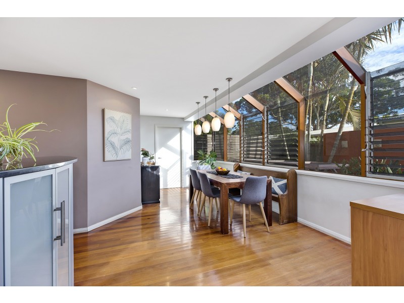 33 Lakin Street, Bateau Bay NSW 2261