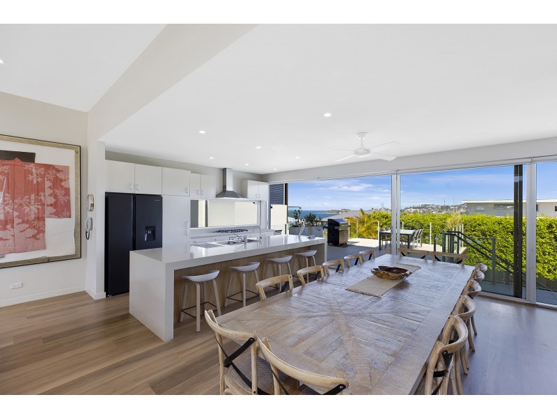 18 Dover Road, Wamberal NSW 2260