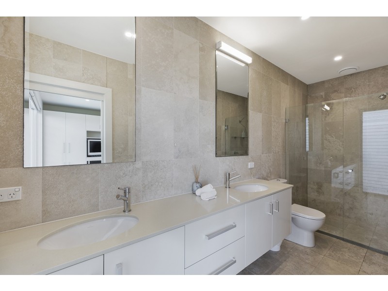 18 Dover Road, Wamberal NSW 2260