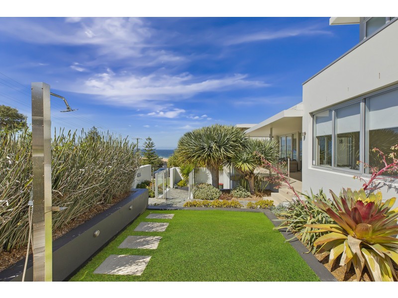 18 Dover Road, Wamberal NSW 2260