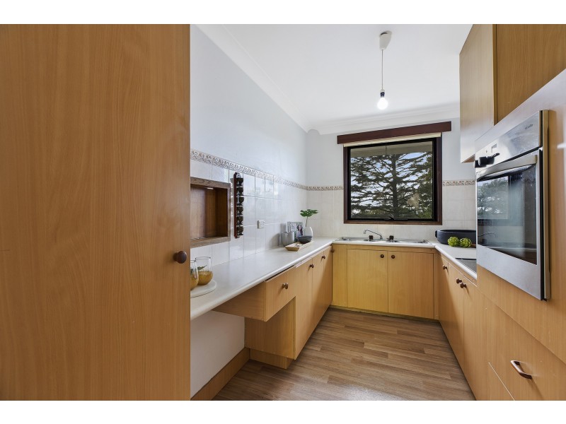 8 Marbarry Avenue, Kariong NSW 2250