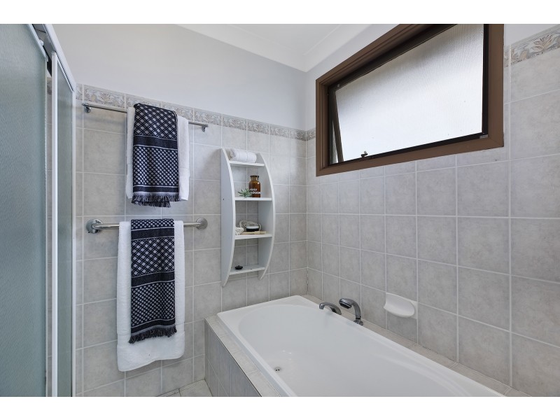 8 Marbarry Avenue, Kariong NSW 2250