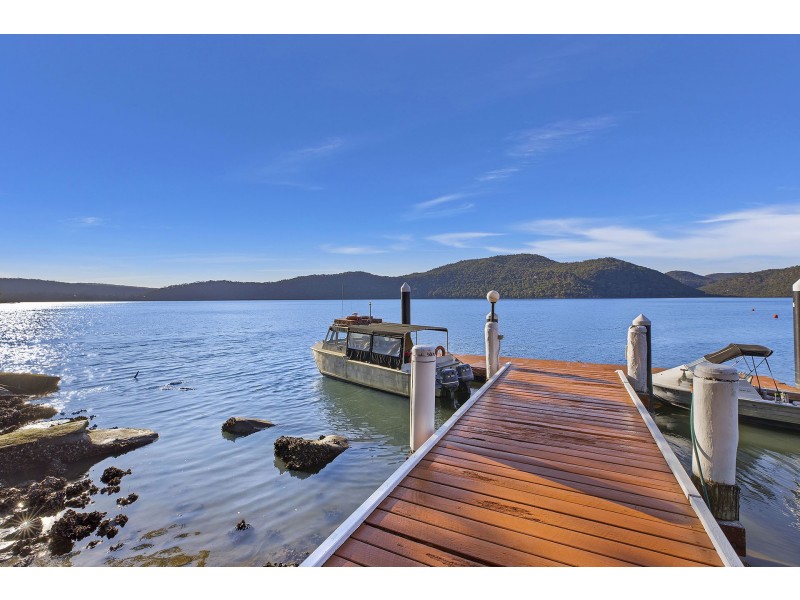 3 Fishermans Point, Berowra Waters NSW 2082