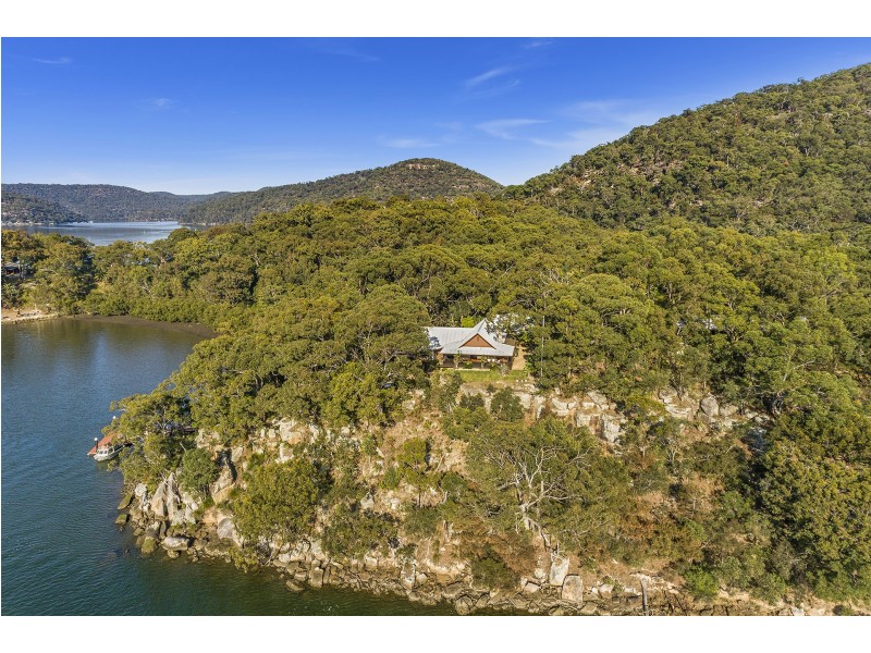 3 Fishermans Point, Berowra Waters NSW 2082