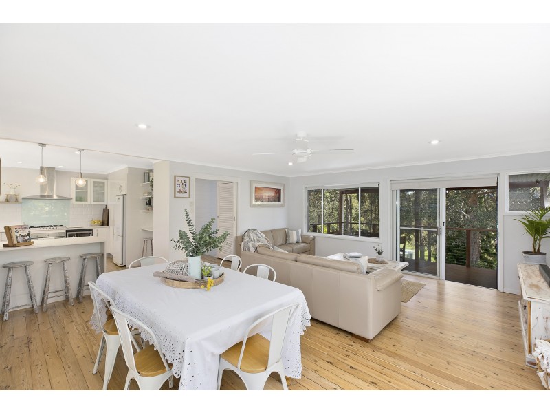 23 Plymouth Drive, Wamberal NSW 2260