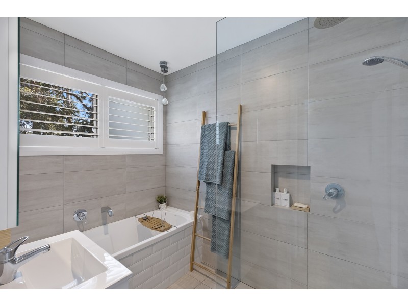 23 Plymouth Drive, Wamberal NSW 2260