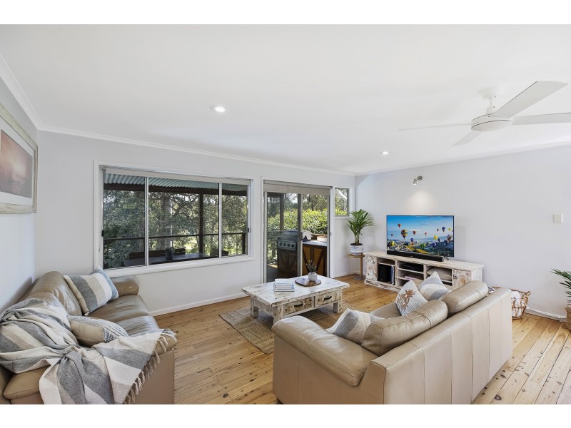 23 Plymouth Drive, Wamberal NSW 2260