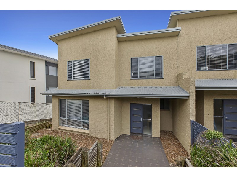 1/61-63 Scenic Highway, Terrigal NSW 2260