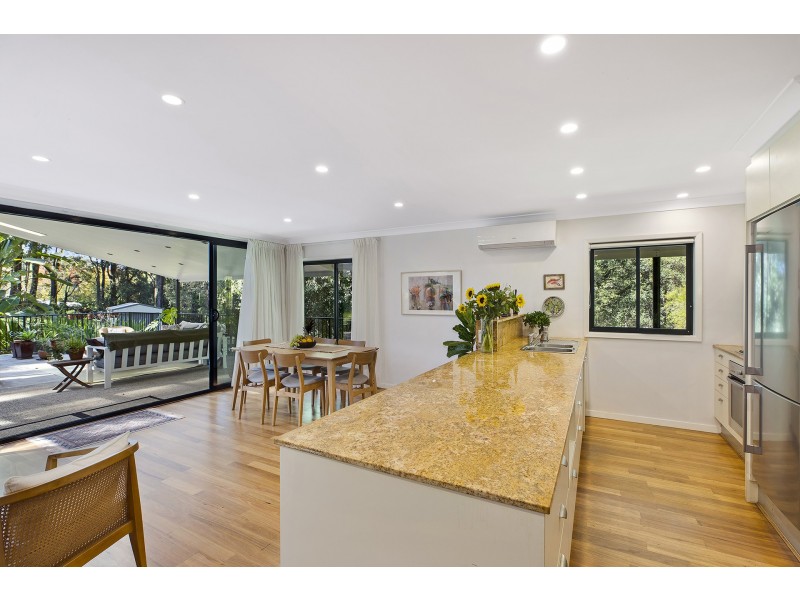 9 Erina Valley Road, Erina NSW 2250