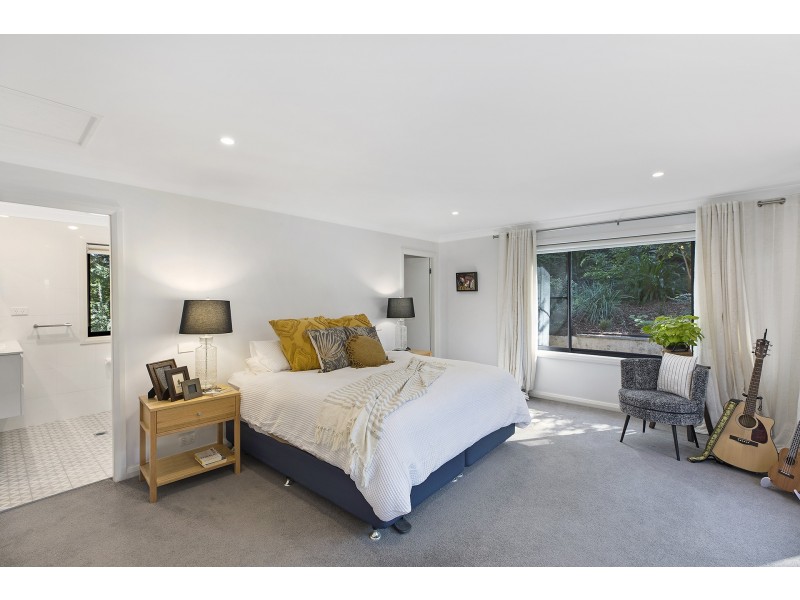 9 Erina Valley Road, Erina NSW 2250