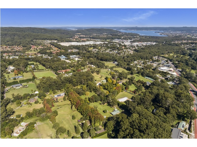 9 Erina Valley Road, Erina NSW 2250