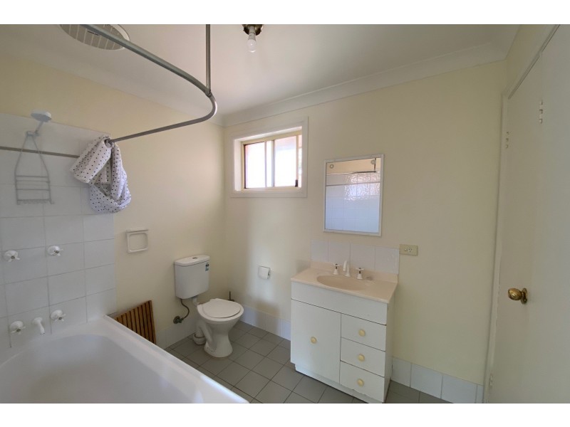 1/28 Bundara Avenue, Wamberal NSW 2260