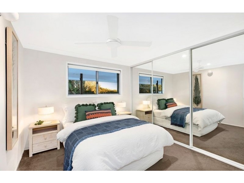 5 Bluewave Crescent, Forresters Beach NSW 2260