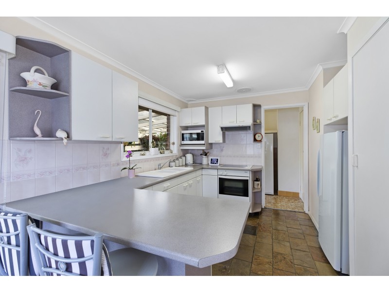 6 Hawea Close, Wamberal NSW 2260