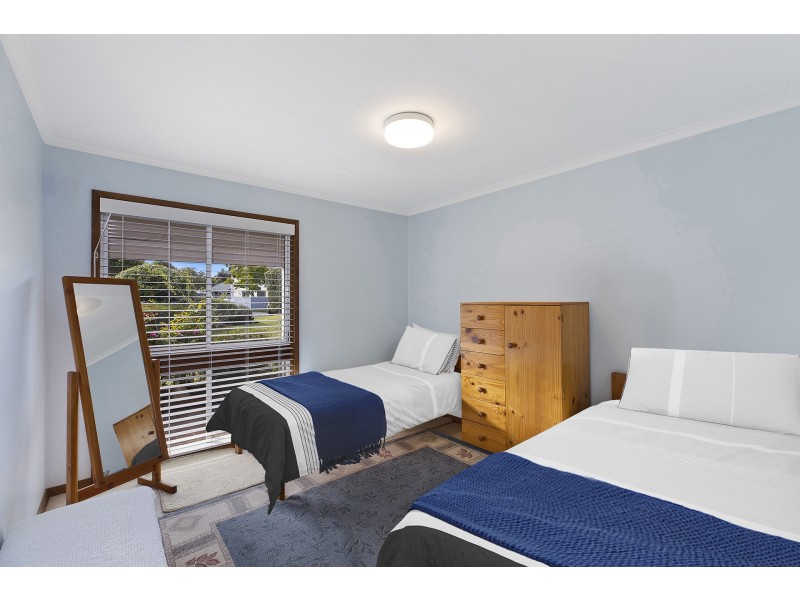 6 Hawea Close, Wamberal NSW 2260