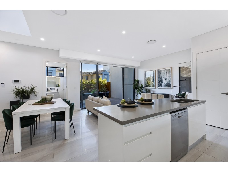 2/12 Armidale Street, The Entrance NSW 2261