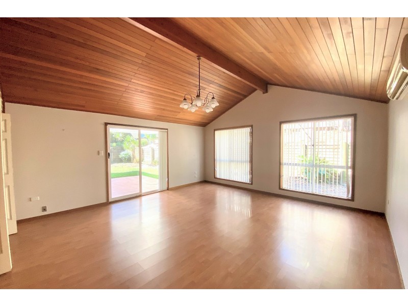 11 Cheltenham Close, Terrigal NSW 2260