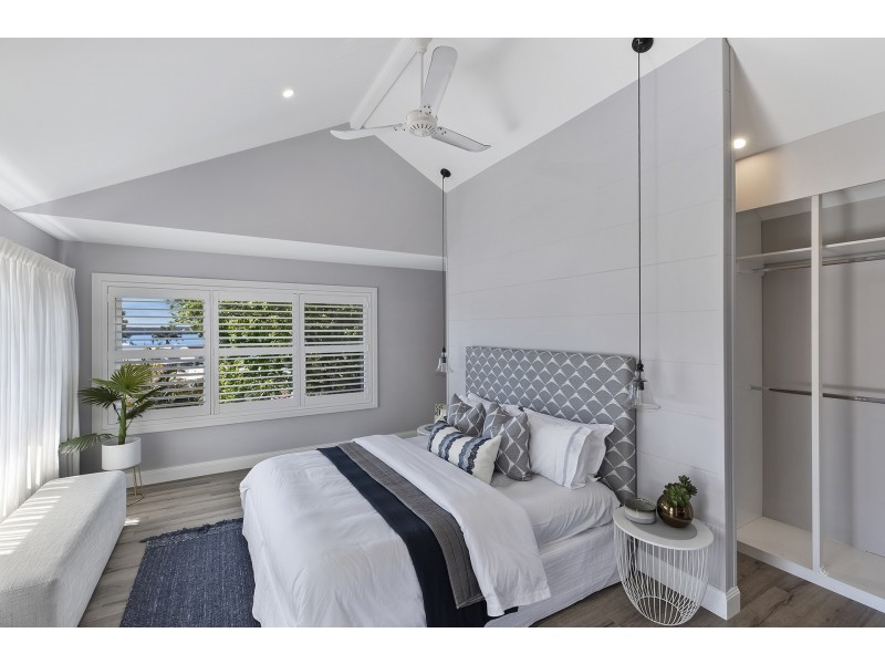 11 Gymea Crescent, Mannering Park NSW 2259