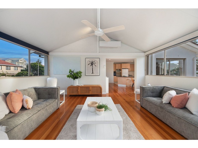 2/26 Pacific Street, Wamberal NSW 2260