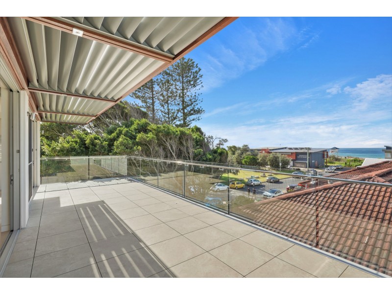 2/127 Ocean View Drive, Wamberal NSW 2260