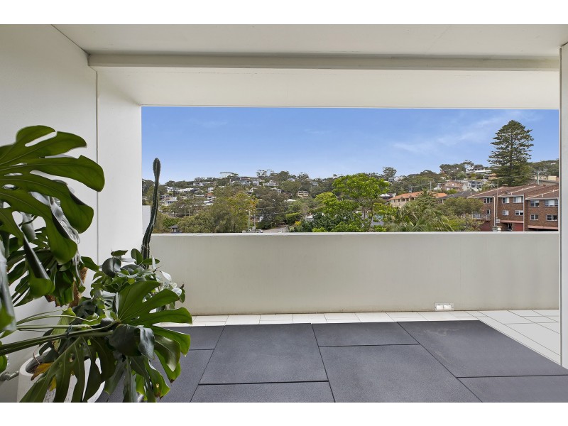 318/6 Pine Tree Lane, Terrigal NSW 2260