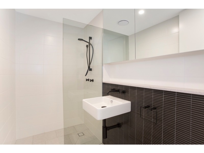 318/6 Pine Tree Lane, Terrigal NSW 2260