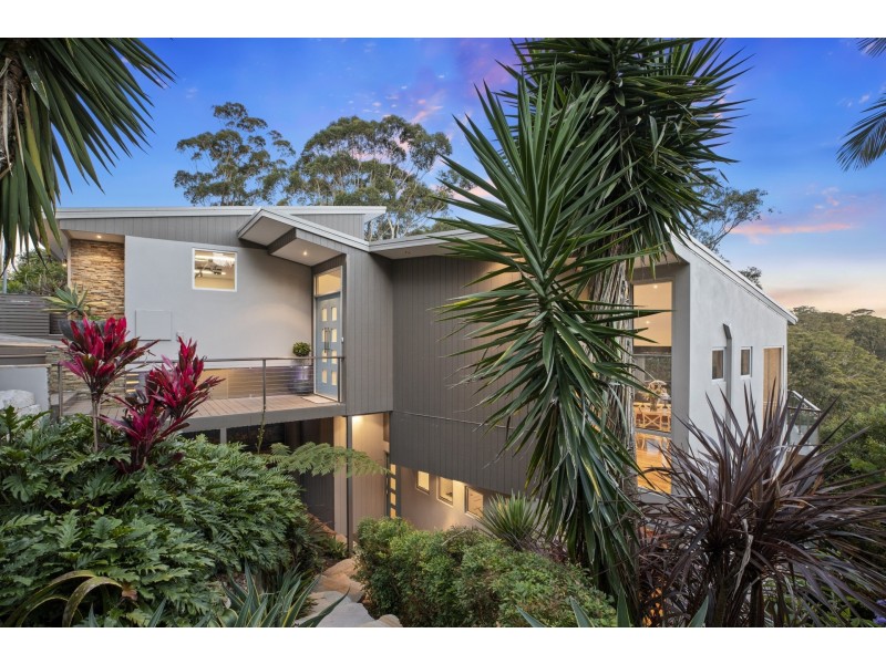 16 Bradleys Road, North Avoca NSW 2260