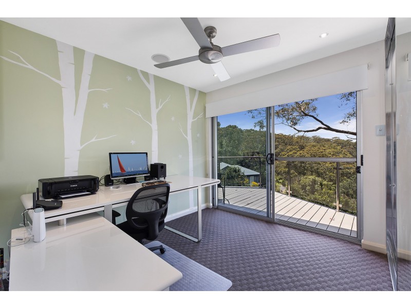 16 Bradleys Road, North Avoca NSW 2260