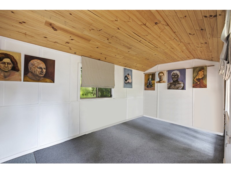 24 Bellevue Crescent, North Avoca NSW 2260