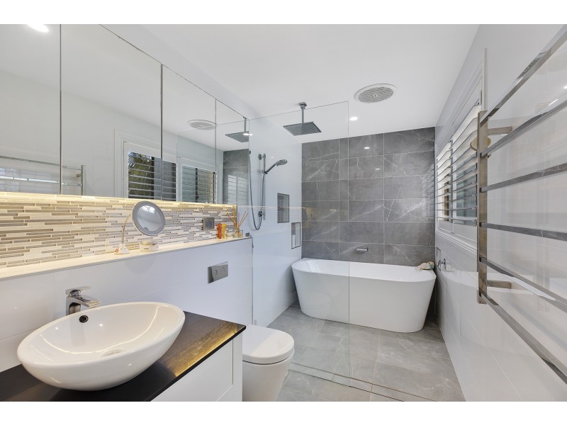 28 Painters Lane, Terrigal NSW 2260