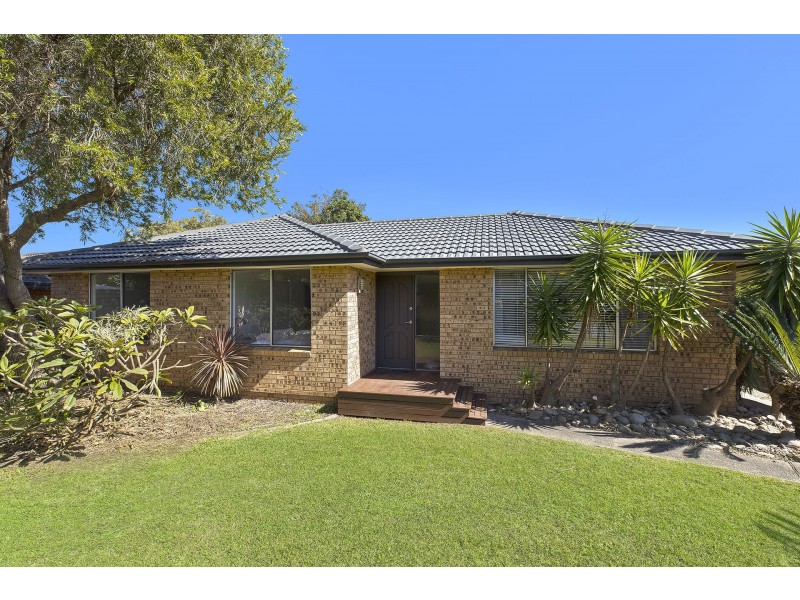 38 Marlowe Road, Bateau Bay NSW 2261