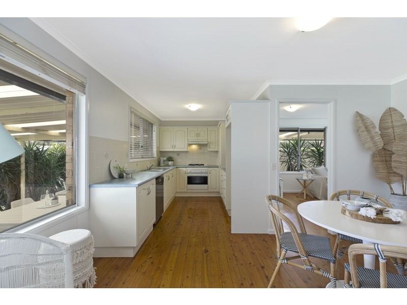 38 Marlowe Road, Bateau Bay NSW 2261