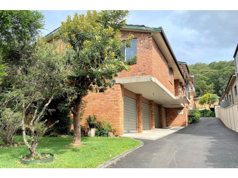 2/7 Sinclair Street, Gosford NSW 2250