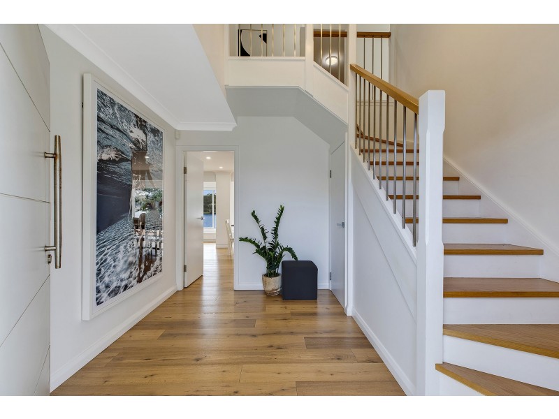 38 Ocean View Drive, Wamberal NSW 2260