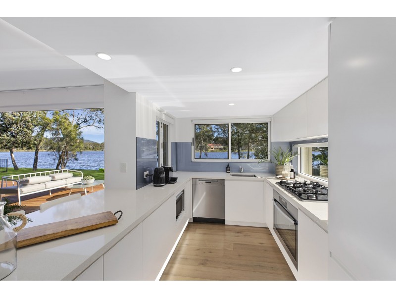 38 Ocean View Drive, Wamberal NSW 2260