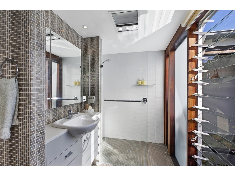 31 Elizabeth Drive, Noraville NSW 2263