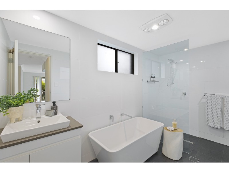 6/19 Barnhill Road, Terrigal NSW 2260