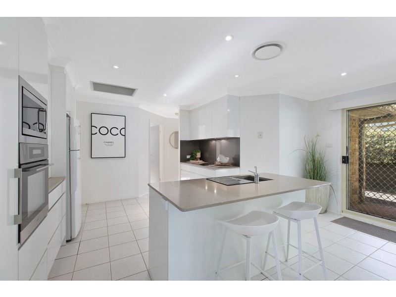 5 Pineridge Close, Lisarow NSW 2250