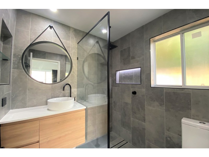 7 Carlson Avenue, Wyoming NSW 2250